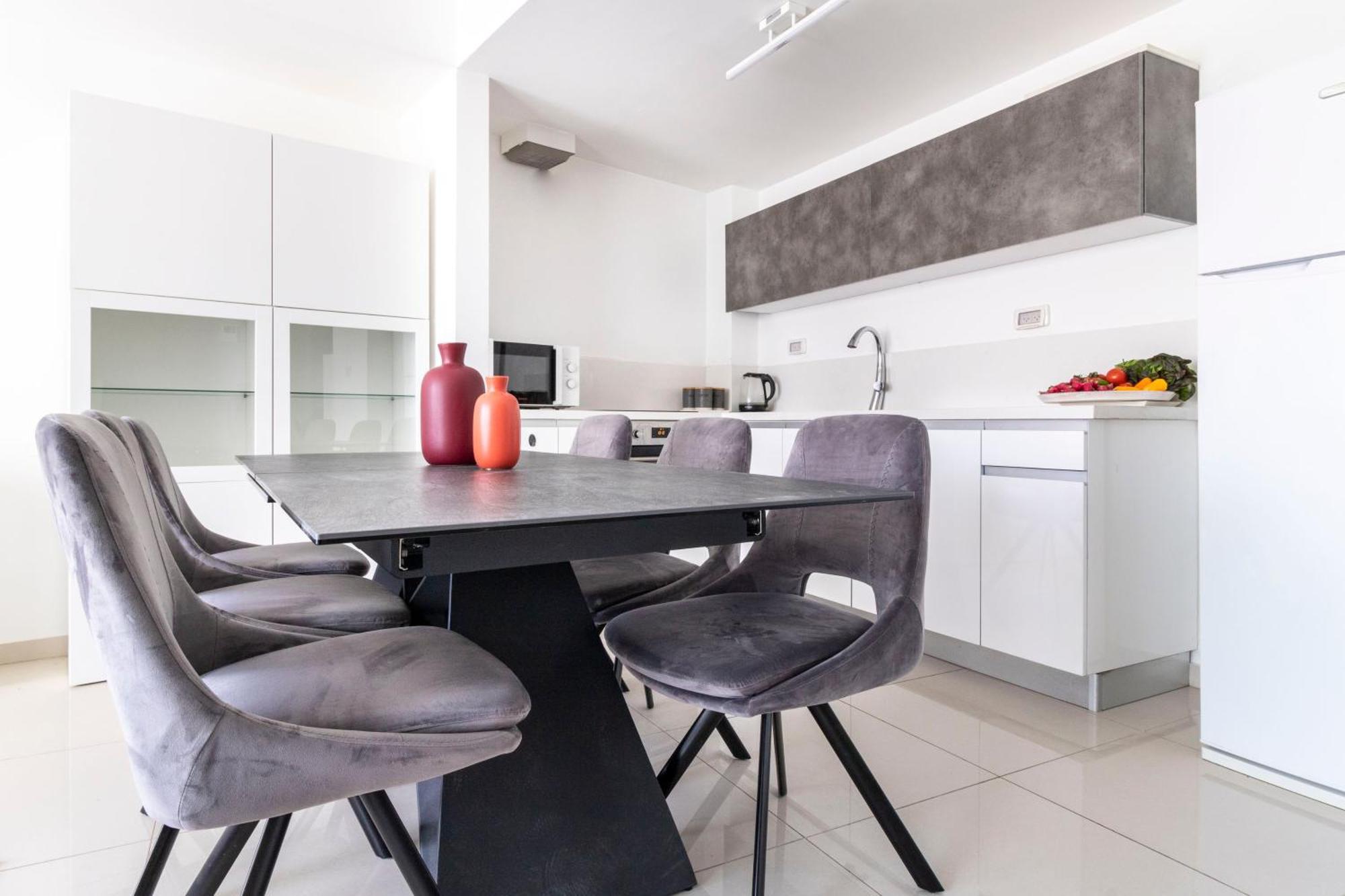 Stylish 1 Bedrooms Parking At City Gate Йерусалим Екстериор снимка